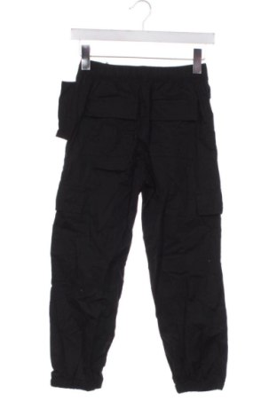 Детски панталон United Colors Of Benetton, Размер 8-9y/ 134-140 см, Цвят Черен, Цена 13,29 €