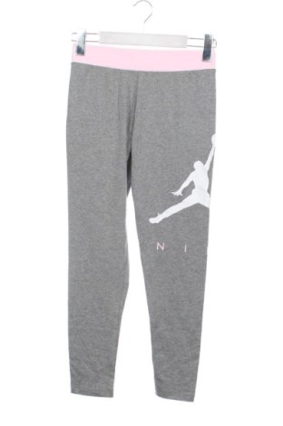 Kinder Sporthose Air Jordan Nike, Größe 12-13y/ 158-164 cm, Farbe Grau, Preis € 58,99