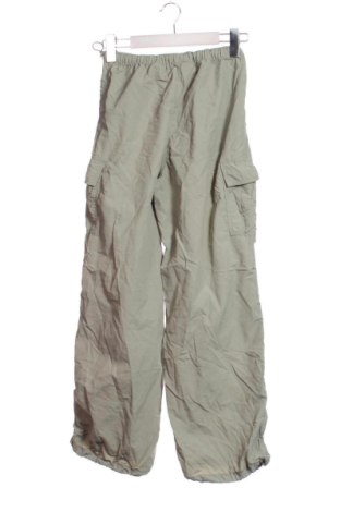 Kinder Sporthose H&M, Größe 11-12y/ 152-158 cm, Farbe Grün, Preis € 13,00