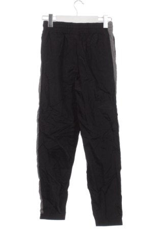 Gyerek sport nadrág Nike, Méret 12-13y / 158-164 cm, Szín Fekete, Ár 8 779 Ft