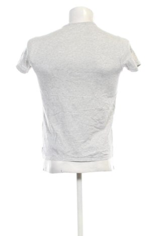 Мъжка тениска Armani Jeans, Размер S, Цвят Сив, Цена 32,21 €