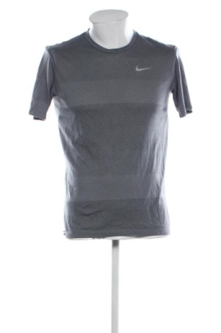 Мъжка тениска Nike, Размер M, Цвят Сив, Цена 14,31 €