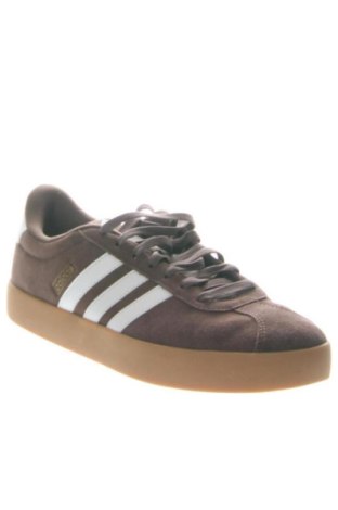 Мъжки обувки Adidas, Размер 45, Цвят Кафяв, Цена 104,81 €