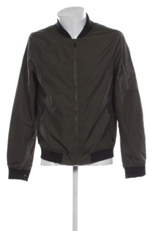 Geacă de bărbati Unbranded, Mărime L, Culoare Multicolor, Preț 151,99 Lei