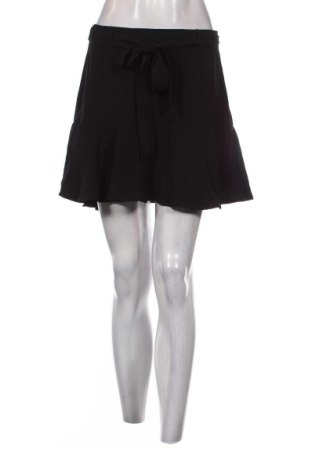 Пола - панталон Stradivarius, Размер M, Цвят Черен, Цена 10,22 €