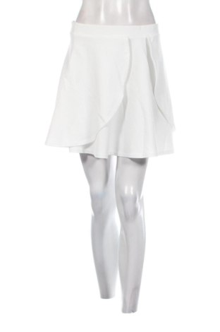 Fustă Boohoo, Mărime M, Culoare Alb, Preț 91,99 Lei