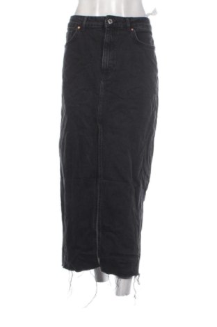 Пола Stradivarius, Размер XL, Цвят Черен, Цена 15,33 €