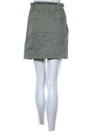 Пола Vero Moda, Размер S, Цвят Зелен, Цена 10,73 €