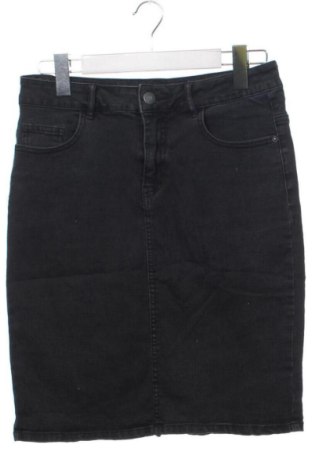 Пола Vero Moda, Размер M, Цвят Черен, Цена 14,31 €