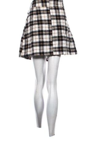 Пола Zara, Размер L, Цвят Многоцветен, Цена 10,73 €
