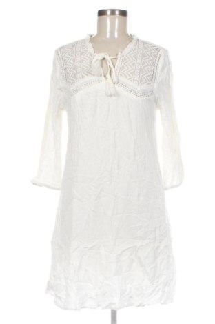 Kleid Amisu, Größe M, Farbe Weiß, Preis 25,99 €