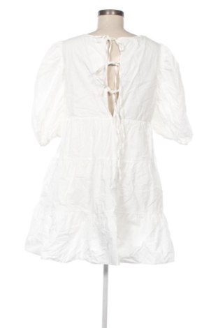 Sukienka Anonyme designers, Rozmiar M, Kolor Biały, Cena 220,99 zł