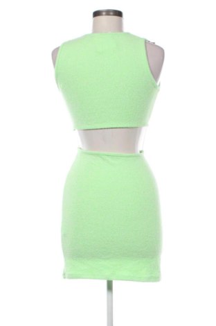 Рокля Bershka, Размер S, Цвят Зелен, Цена 20,45 €