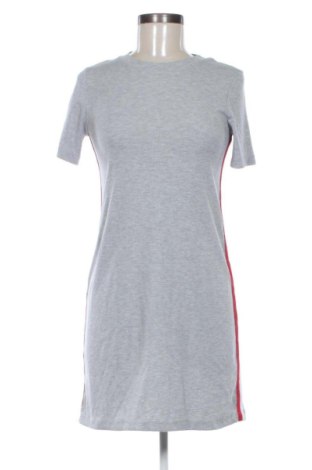 Φόρεμα Bershka, Μέγεθος XS, Χρώμα Γκρί, Τιμή 23,99 €