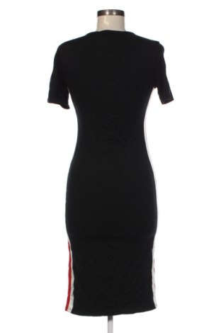 Sukienka Bershka, Rozmiar M, Kolor Czarny, Cena 104,99 zł