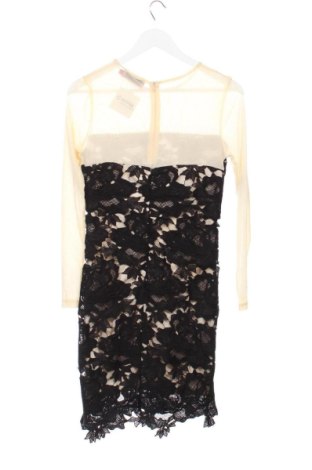 Kleid Boohoo, Größe M, Farbe Mehrfarbig, Preis 38,99 €