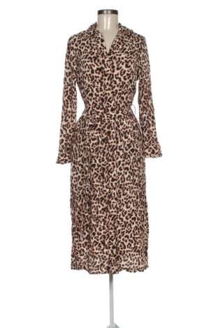 Kleid C&A, Größe M, Farbe Mehrfarbig, Preis 28,99 €, #136538312