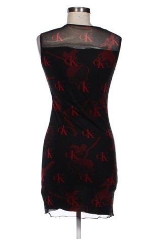 Рокля Calvin Klein, Размер S, Цвят Многоцветен, Цена 63,00 €