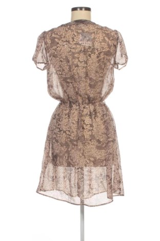 Kleid Defacto, Größe M, Farbe Mehrfarbig, Preis 31,99 €