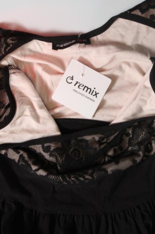Sukienka Fishbone, Rozmiar XS, Kolor Czarny, Cena 104,99 zł