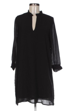 Rochie H&M, Mărime M, Culoare Negru, Preț 123,99 Lei