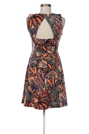 Rochie H&M, Mărime M, Culoare Multicolor, Preț 123,99 Lei
