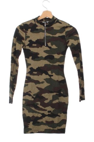 Kleid H&M Divided, Größe XS, Farbe Mehrfarbig, Preis 25,99 €