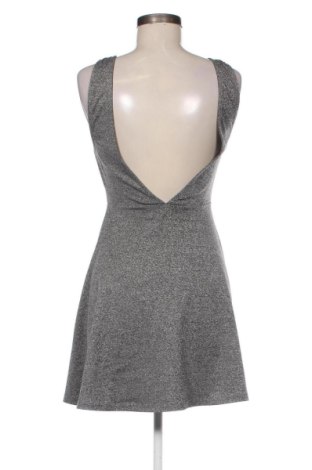 Kleid H&M Divided, Größe S, Farbe Grau, Preis 19,93 €