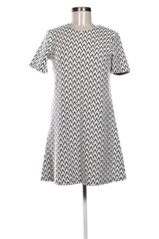 Kleid H&M Divided, Größe M, Farbe Mehrfarbig, Preis 20,00 €
