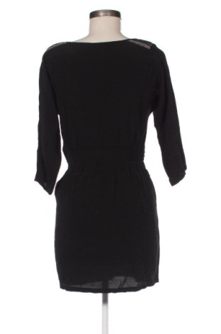 Kleid Mango, Größe M, Farbe Mehrfarbig, Preis 17,00 €