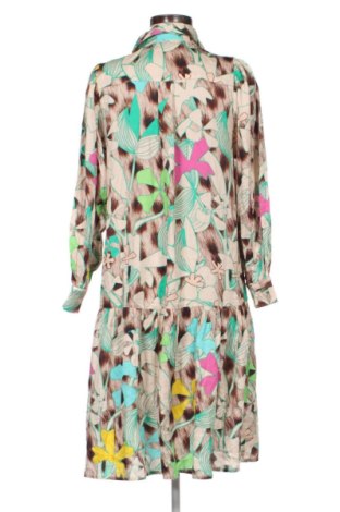 Kleid Mucho Gusto, Größe M, Farbe Mehrfarbig, Preis 74,99 €