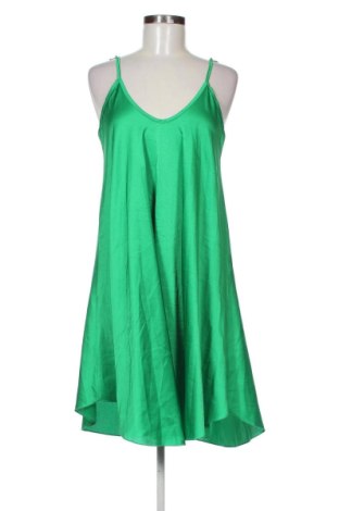 Sukienka NEW COLLECTION, Rozmiar M, Kolor Zielony, Cena 131,49 zł