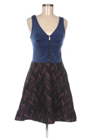 Kleid Pinko, Größe M, Farbe Mehrfarbig, Preis 105,00 €