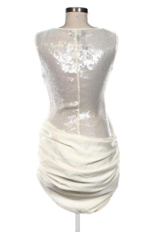 Kleid Pretty Little Thing, Größe M, Farbe Ecru, Preis 45,00 €