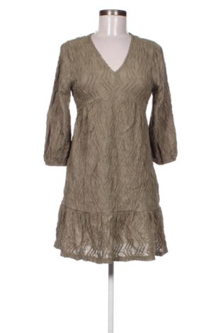 Рокля Primark, Размер XS, Цвят Зелен, Цена 18,40 €, #136534457