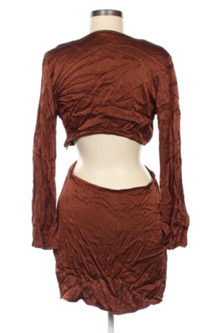 Sukienka Pull&Bear, Rozmiar XS, Kolor Brązowy, Cena 104,99 zł