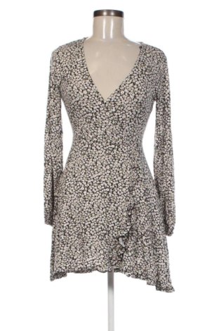 Kleid Pull&Bear, Größe M, Farbe Mehrfarbig, Preis 25,99 €