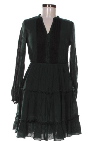 Kleid Reserved, Größe XS, Farbe Grün, Preis 19,94 €