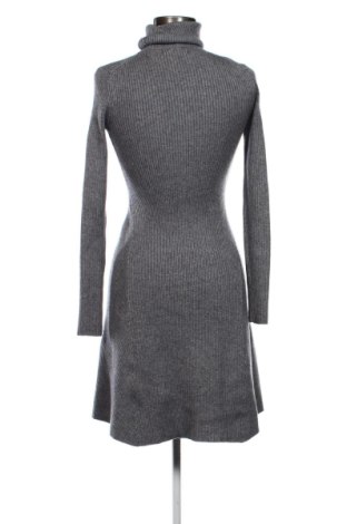 Kleid Reserved, Größe S, Farbe Grau, Preis 37,40 €