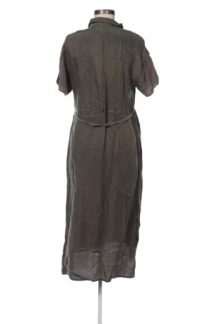 Kleid Reserved, Größe M, Farbe Grün, Preis € 20,00