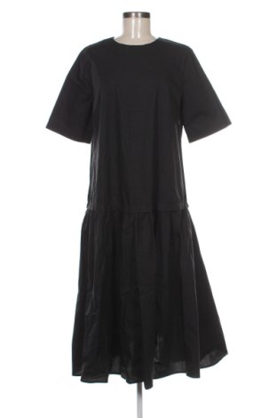 Φόρεμα Reserved, Μέγεθος L, Χρώμα Μαύρο, Τιμή 31,65 €
