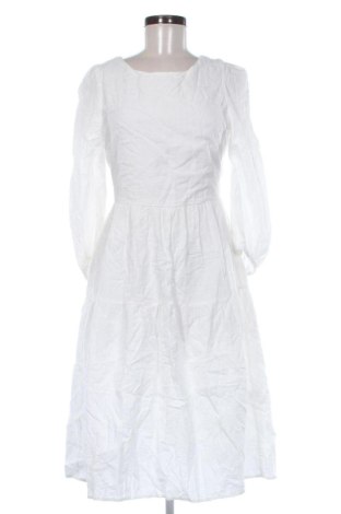 Kleid Reserved, Größe S, Farbe Weiß, Preis 25,99 €