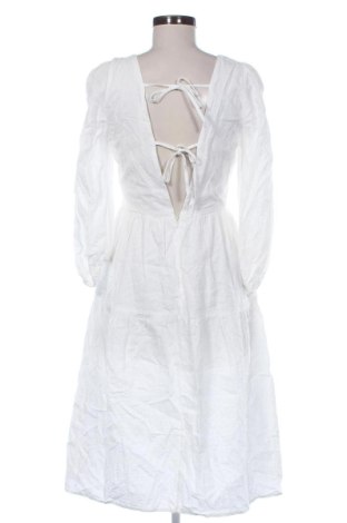 Kleid Reserved, Größe S, Farbe Weiß, Preis 25,99 €