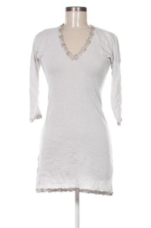 Рокля Roxy, Размер XL, Цвят Бял, Цена 25,05 €