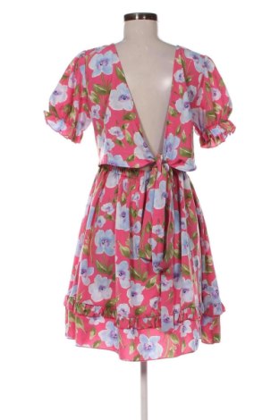 Рокля SHEIN, Размер M, Цвят Многоцветен, Цена 19,95 €