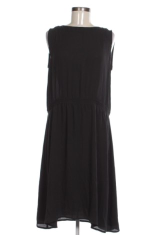 Kleid Selected Femme, Größe S, Farbe Schwarz, Preis 41,91 €