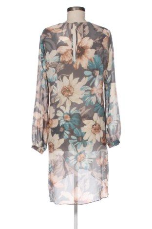 Рокля Sisley, Размер M, Цвят Многоцветен, Цена 42,01 €