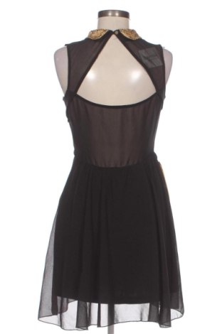 Рокля Stradivarius, Размер M, Цвят Черен, Цена 19,94 €