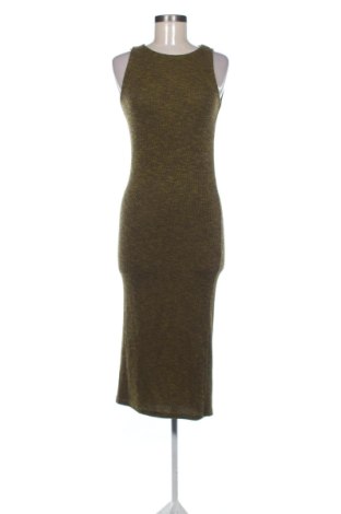Рокля Stradivarius, Размер M, Цвят Многоцветен, Цена 19,95 €