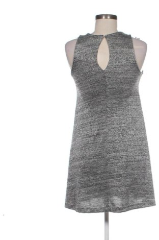 Рокля Stradivarius, Размер M, Цвят Многоцветен, Цена 19,95 €